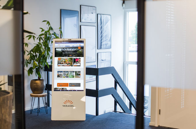 Digitale displays met touchscreen - H1 instore digitale displays pos verasol - H1-DDT-E